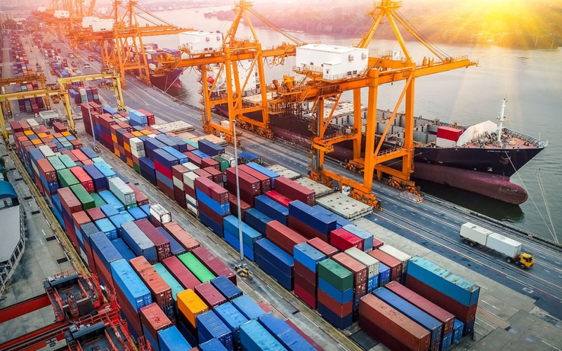 Thiếu container xuất khẩu, doanh nghiệp buộc phải từ chối đơn hàng
